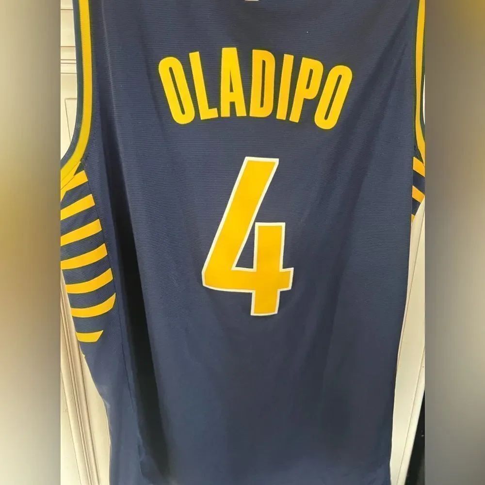 Victor Oladipo Men’s L Fanatics Fast Break Indiana Pacers NBA EUC Jersey